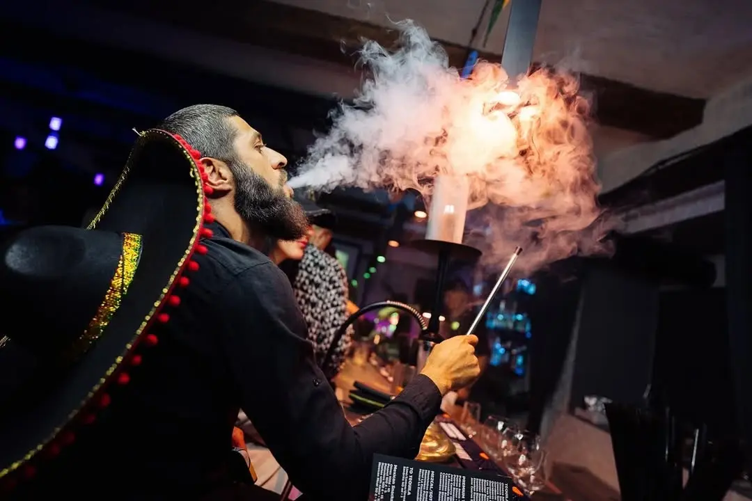 Кальян с качественным дымом в Agave Bar Lounge